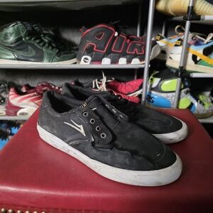 Skated! Lakai Black Canvas Men's Shoes Well Worn Size 10.5